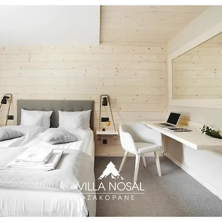 Couette-café Nosal - *